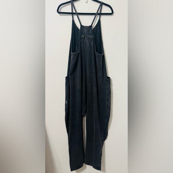 FP Free People Movement Hot Shot Onesie Size Small NWOT - Picture 11 of 16